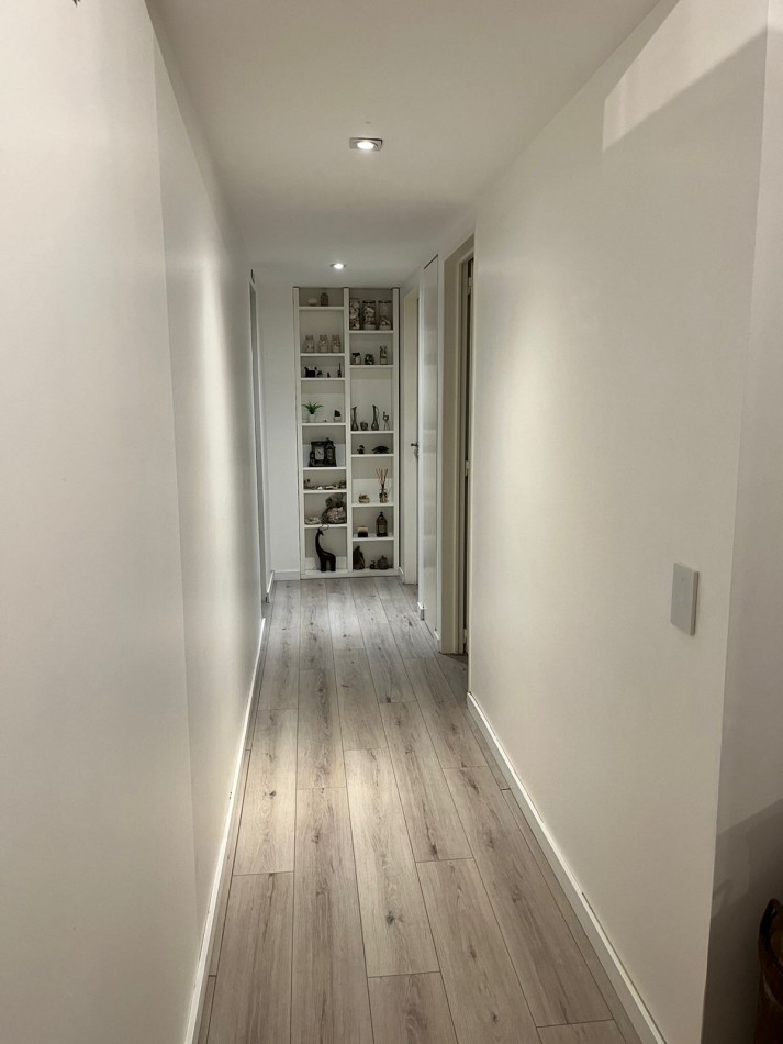 Dto 5amb. 2 cocheras Centro Castelar Norte 