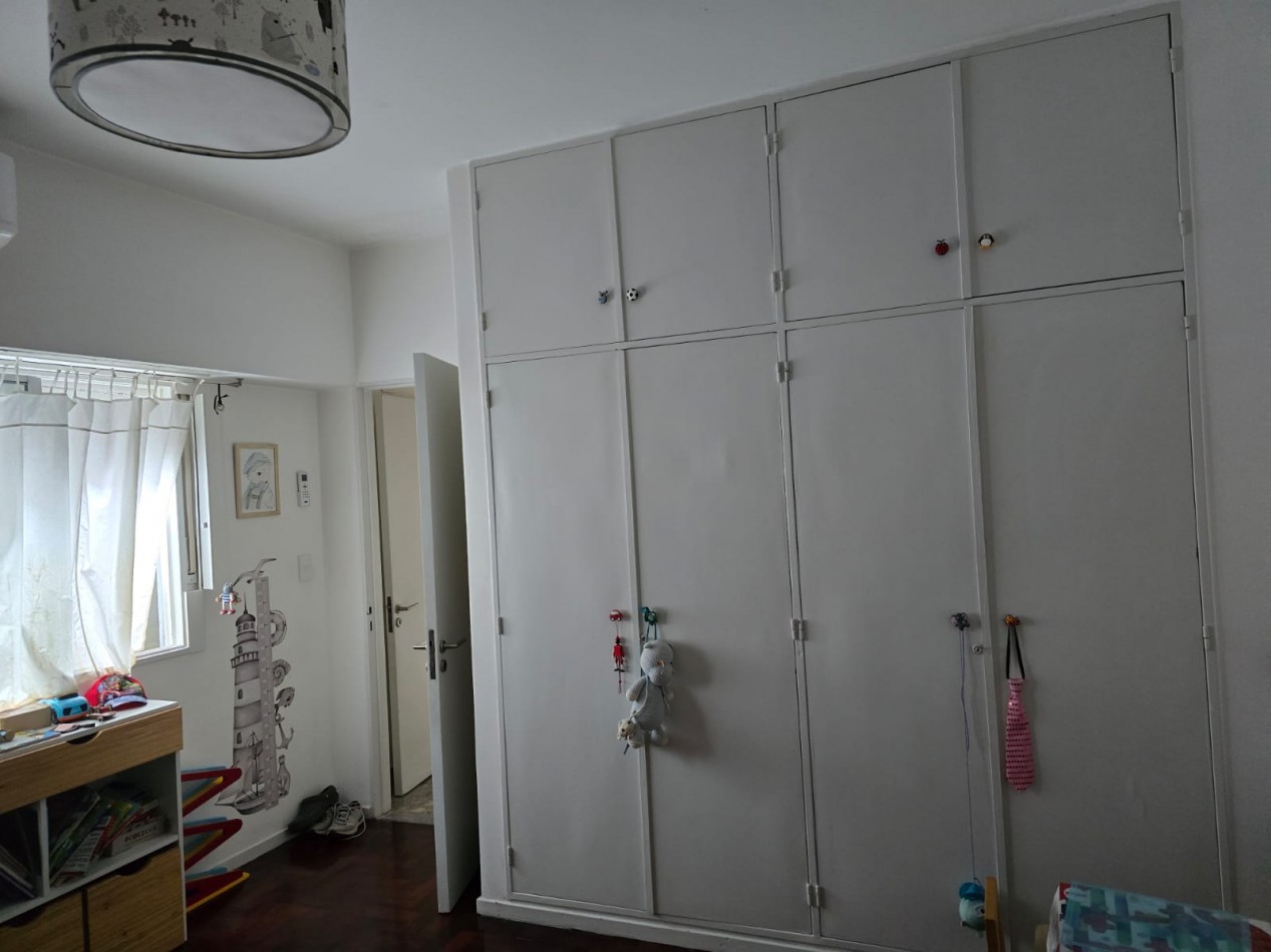 Dto. 3 ambientes con quincho con parrilla y terraza , excelente estado y ubicacion