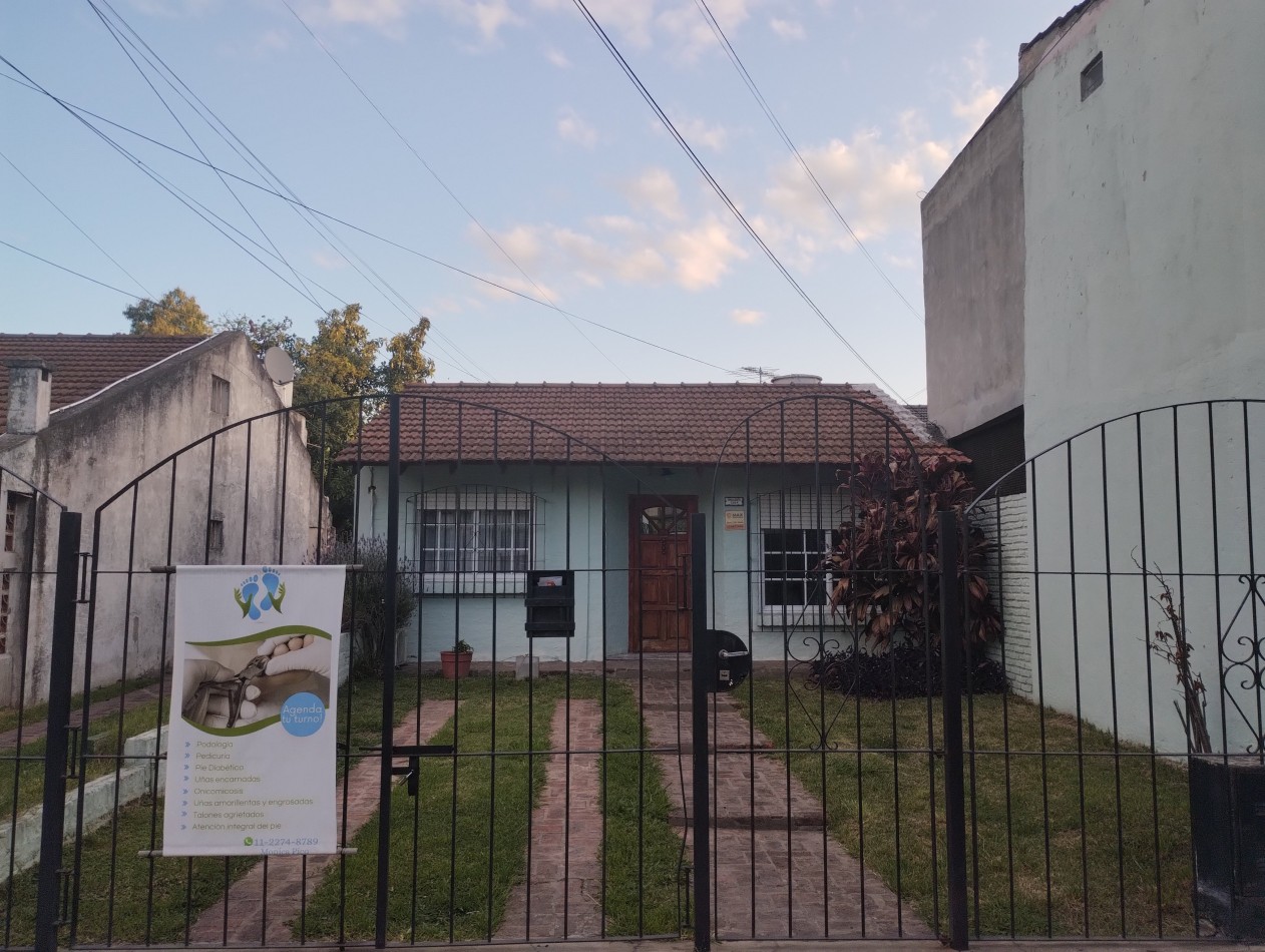 PH Chalet 3 amb al frente con entrada de auto y fondo libre APTA CREDITO!!